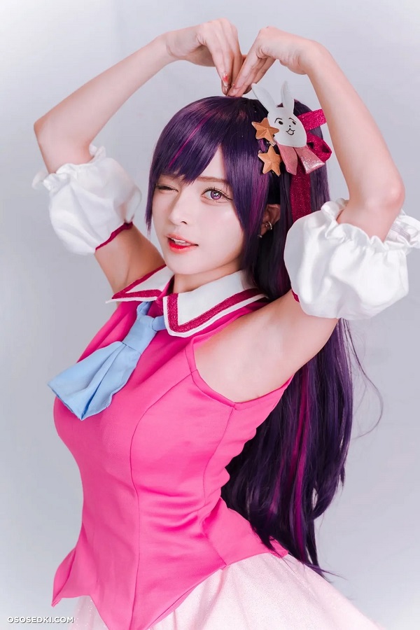 Gương mặt rạng rỡ trong outfit idol đáng yêu