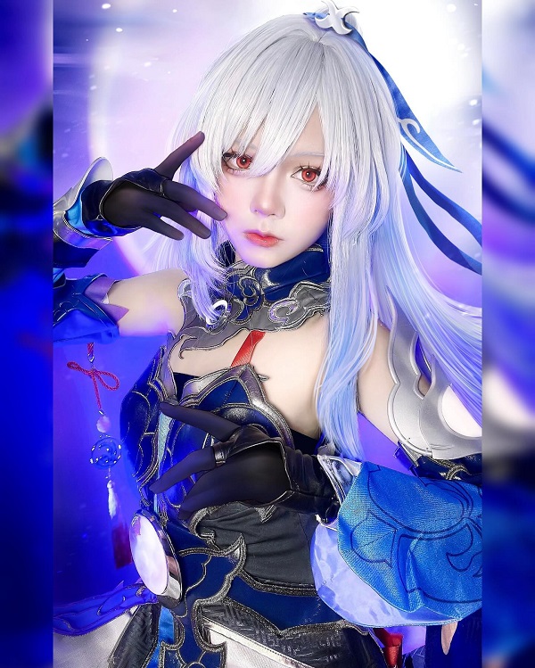 Cosplay Jingliu quyền lực thể hiện qua từng khung hình