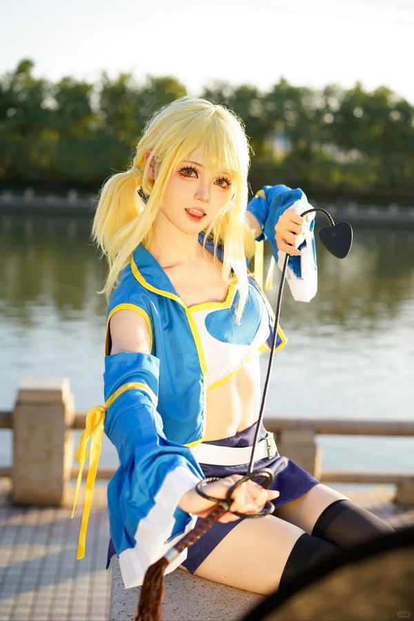 Cosplay Lucy Heartfilia với nét đẹp đậm chất waifu