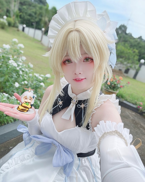 Lumine cosplay phối phụ kiện cực kỳ tỉ mỉ
