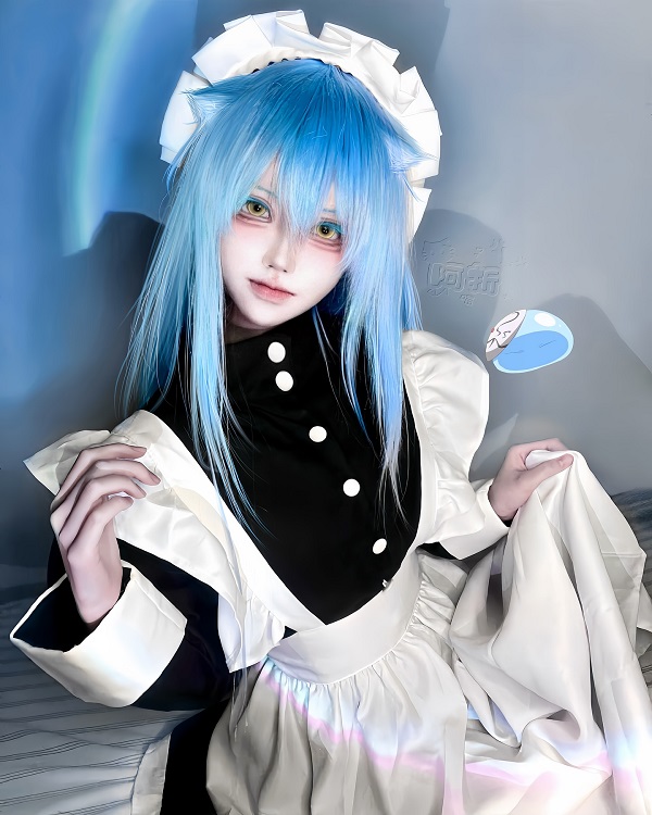 Cosplay hình Rimuru thể hiện quyền năng tối thượng