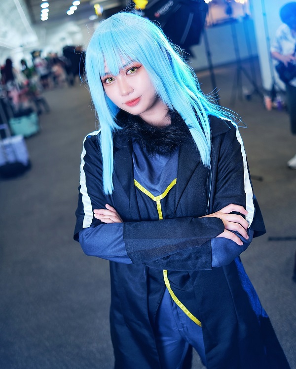Cosplay hình Rimuru đầy mê hoặc và quyến rũ