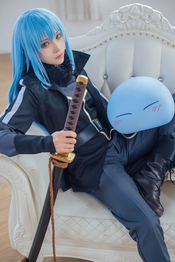 Cosplay hình Rimuru tạo dáng cực chất