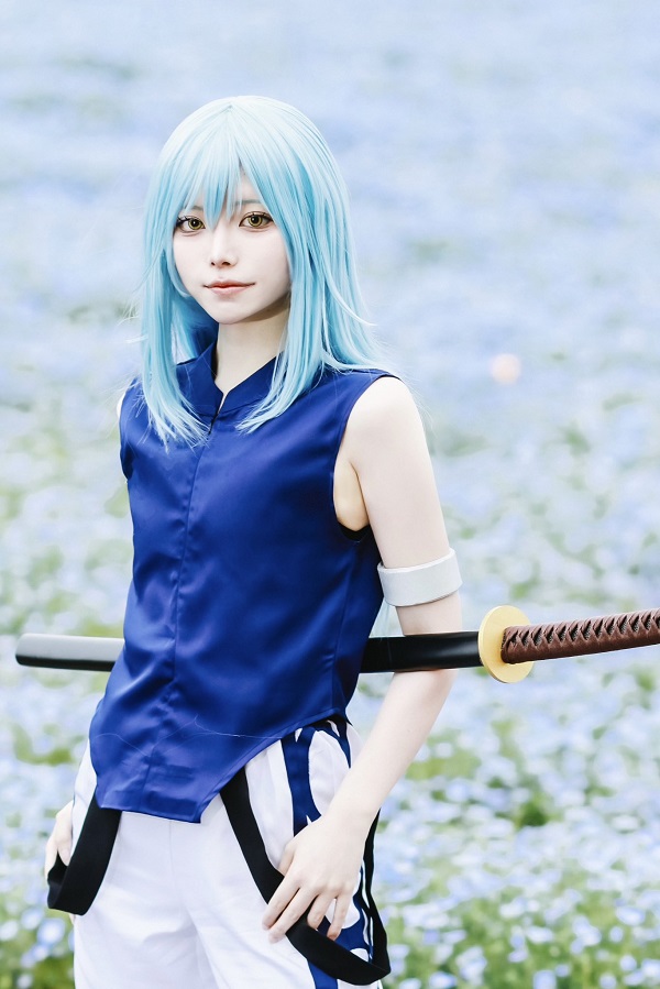 Cosplay hình Rimuru chuẩn tổng tài