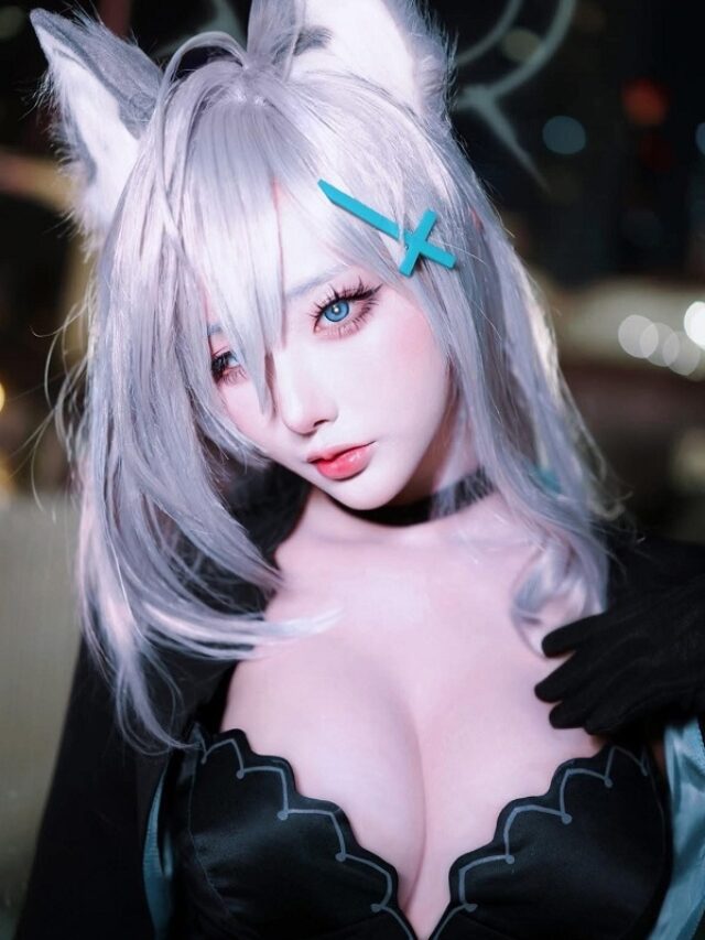 Biểu cảm điềm tĩnh của coser