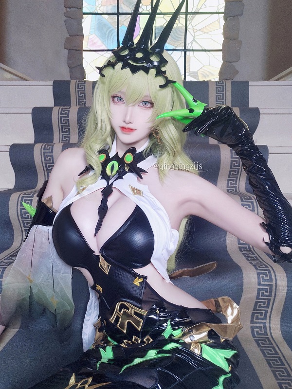 Gái xinh cosplay nhân vật anime với tai mèo cực dễ thương