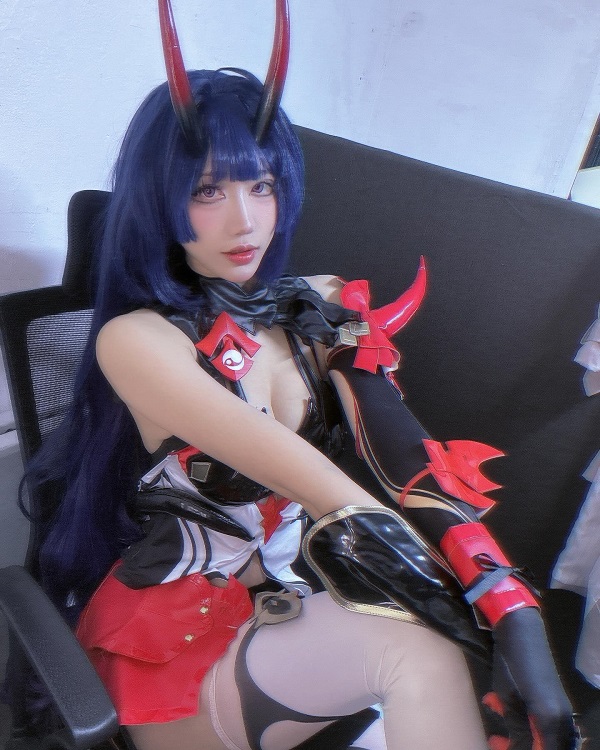 Trang phục cosplay cực sát bản gốc, tạo độ chân thật