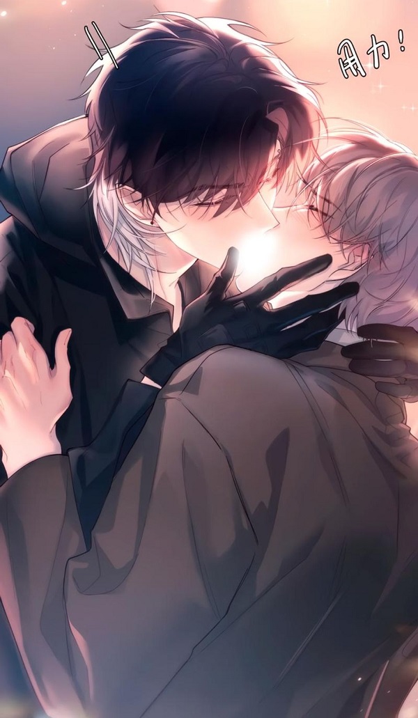 Hai chàng trai anime cùng nhau ngắm nhìn thành phố từ trên cao.