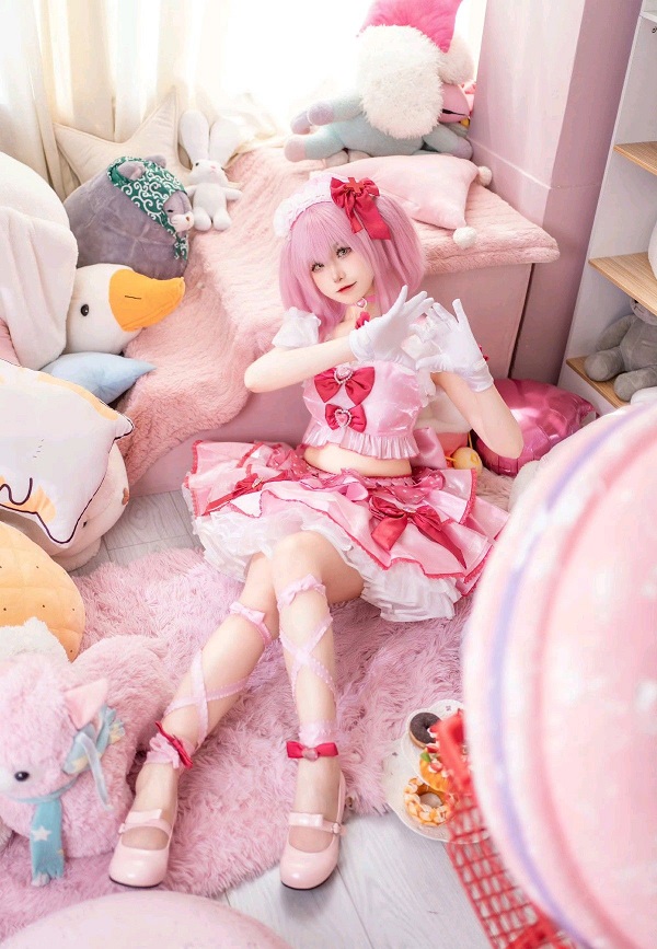 Sự kết hợp giữa cosplay và hiệu ứng anime