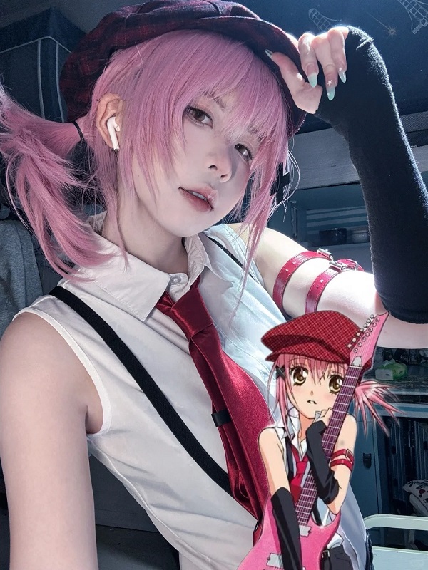 Cosplay ngoài trời với ánh sáng tự nhiên