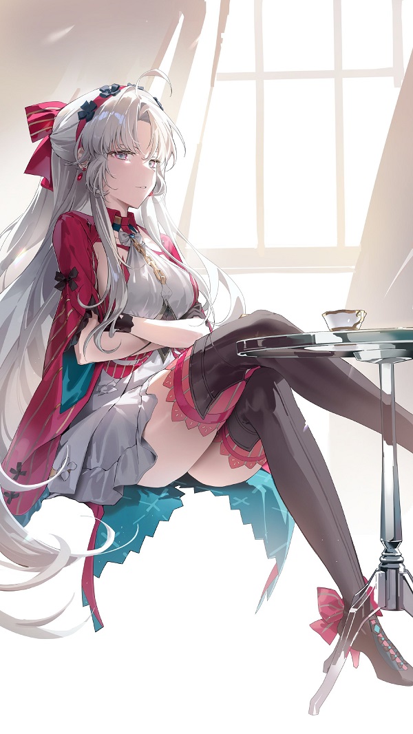 Cô gái anime tóc ngắn, váy ngắn da, mạnh mẽ.