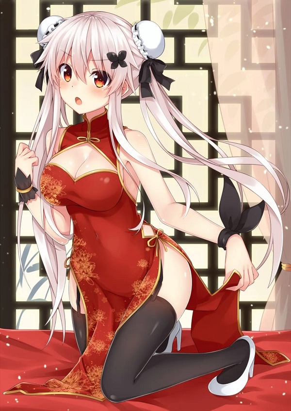 Nữ anime đeo tai mèo đáng yêu nhưng quyến rũ
