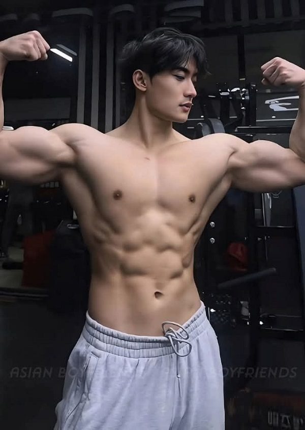Nụ cười rạng rỡ cùng body cực phẩm
