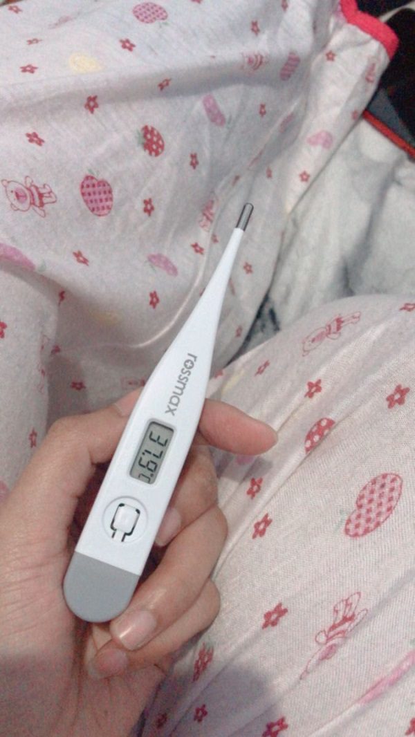 Ảnh cặp nhiệt độ tự chụp tiện lợi