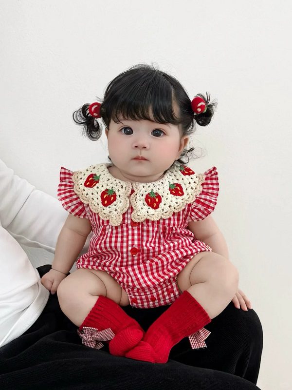 Hình ảnh ghi lại tuổi thơ ngọt ngào