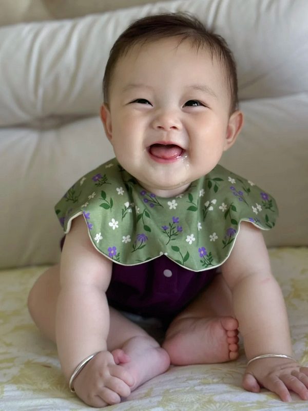Ảnh em bé cute ngộ nghĩnh