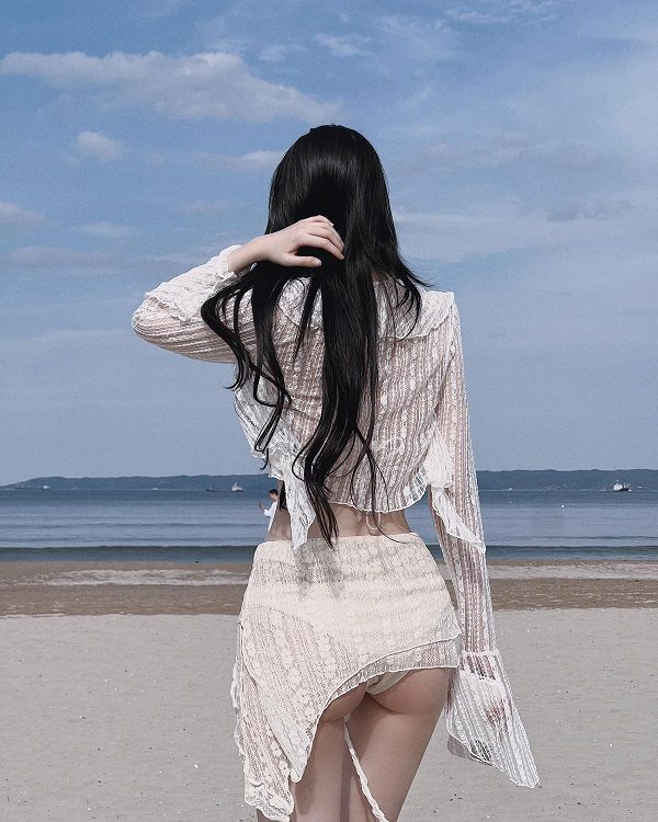 Nét đẹp mơ màng của bóng lưng