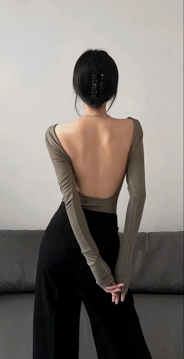 Hình ảnh chụp sau lưng nữ đẹp chill