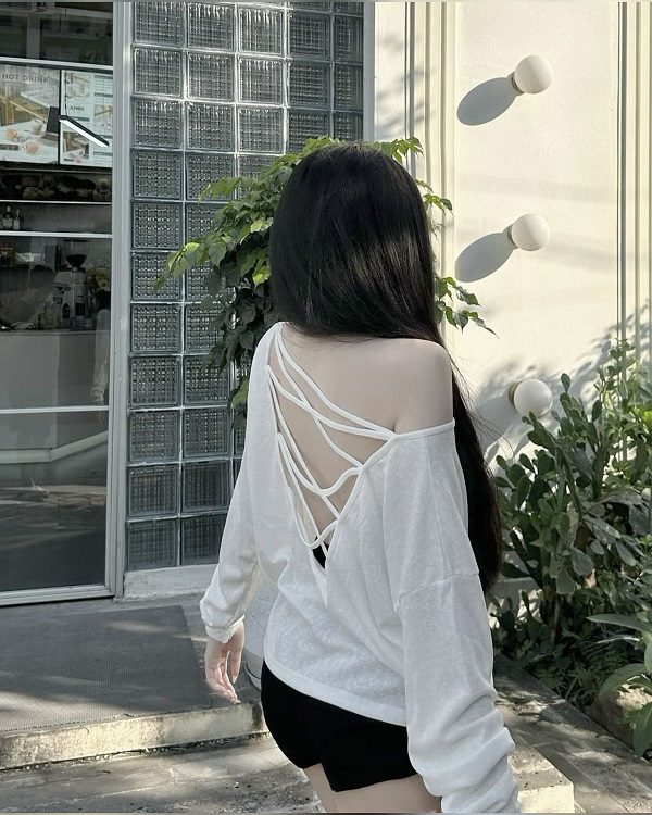 Lưng áo khoác mềm mại trong tiết thu